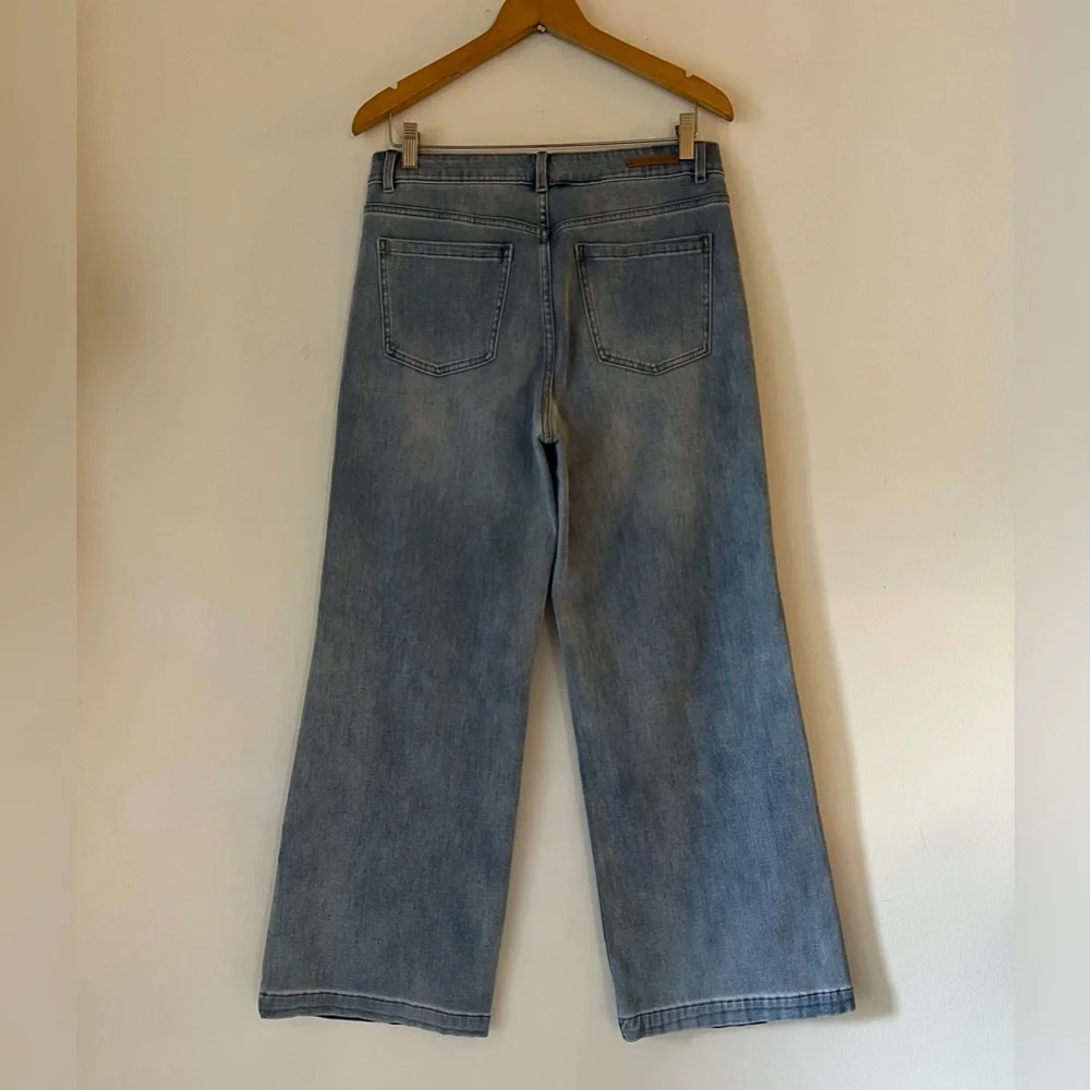 Soft Surroundings High Rise Wide Leg Jeans Size 10 in Light blue Wash Boho